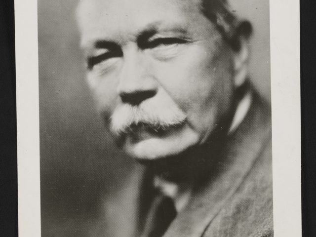 [Photograph of Arthur Conan Doyle]