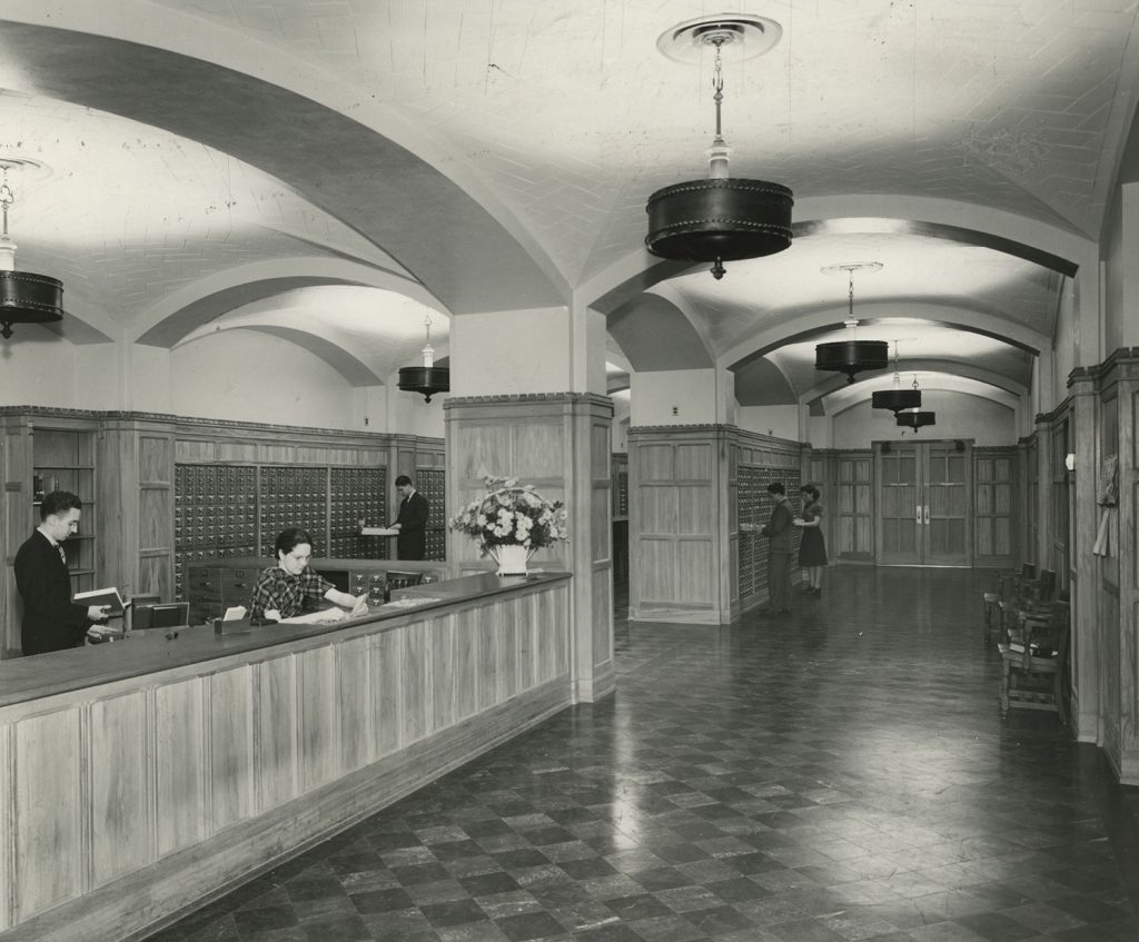 [Circulation Desk of the General Library Building or Central Library]
Photograph Reproduction, 1961
Vanderbilt University Photographic Archives
