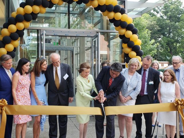 Ribbon-Cutting for the Grand Reopening of the Annette and Irwin Eskind Biomedical Library and Learning Center (digital photo)